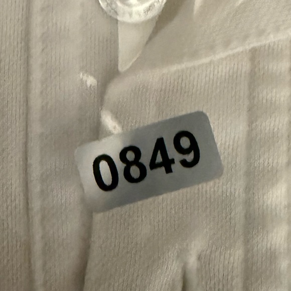 Travis Mathew K-Lew Golf Polo Lightweight Polo Shirt Size Medium - Picture 8 of 8